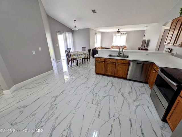 872 Ravenswood Street SE, Palm Bay, FL, 32909 photo 20