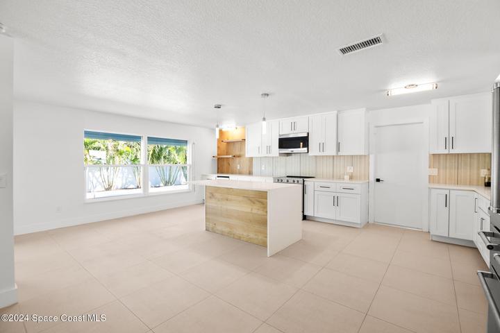 360 E Riviera Boulevard, Indialantic, FL, 32903 photo 3