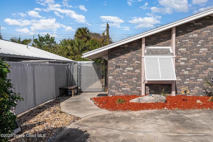 314 & 312 Lincoln Avenue, Cape Canaveral, FL, 32920 photo 2