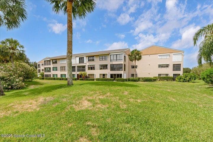6165 S Mirror Lake Drive 103, Sebastian, FL, 32958 photo 4