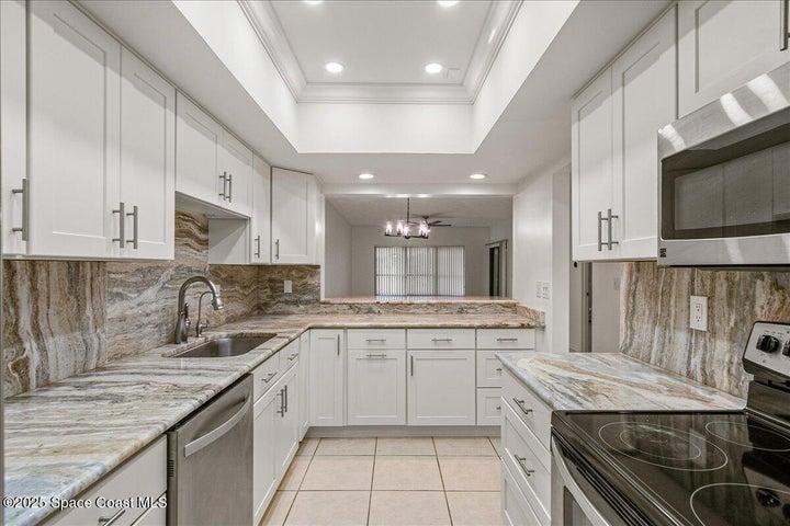 6165 S Mirror Lake Drive 103, Sebastian, FL, 32958 photo 12