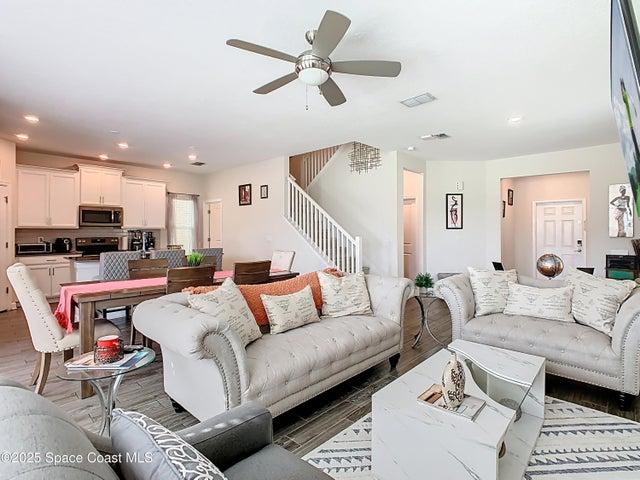 1059 Blackwolf Run Road, Davenport, FL, 33896 photo 15