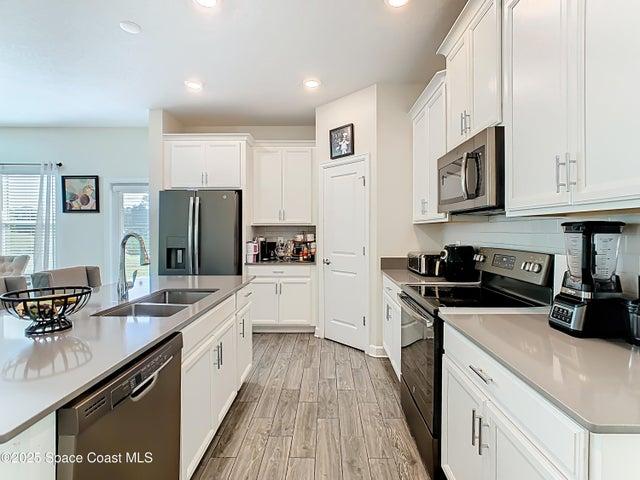 1059 Blackwolf Run Road, Davenport, FL, 33896 photo 3