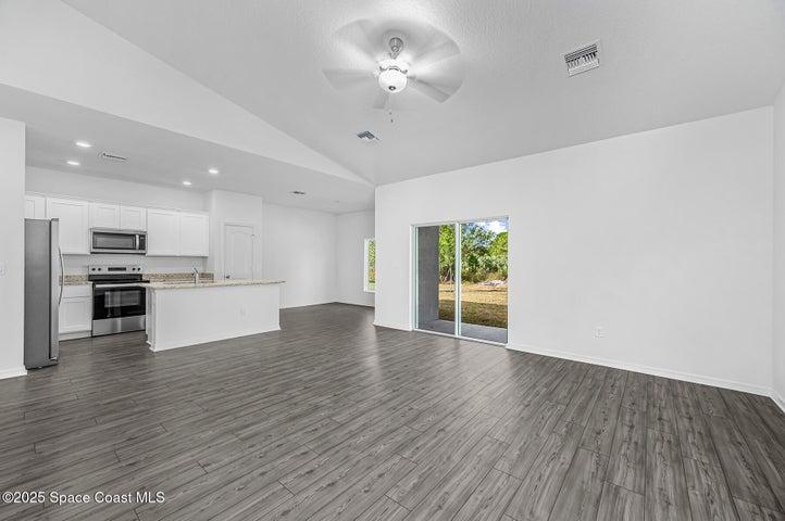 1046 Barbados Avenue SE, Palm Bay, FL, 32909 photo 6