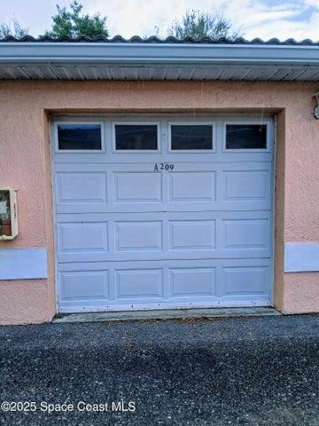 PRIVATE DETACHED GARAGE