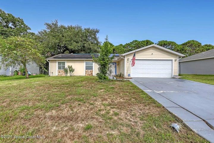 871 Dunkirk Avenue NW, Palm Bay