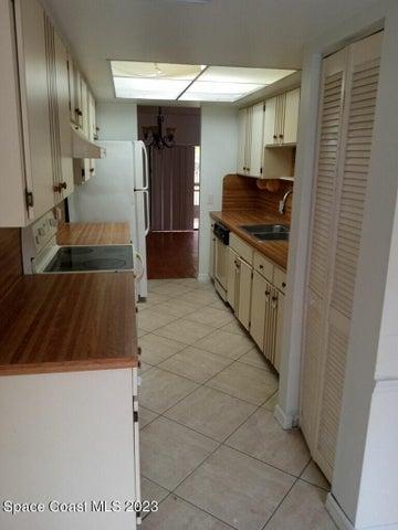 1910 Cashew Courtway, Titusville, FL, 32780 photo 5