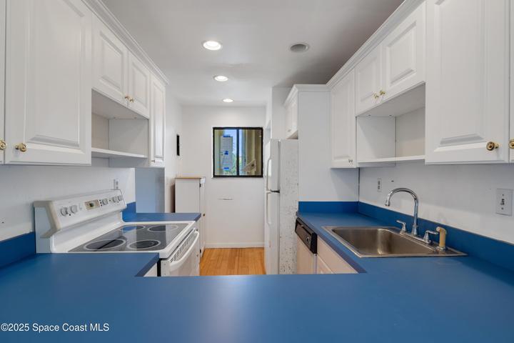 5373 SE Miles Grant Road C-208, Stuart, FL, 34997 photo 9