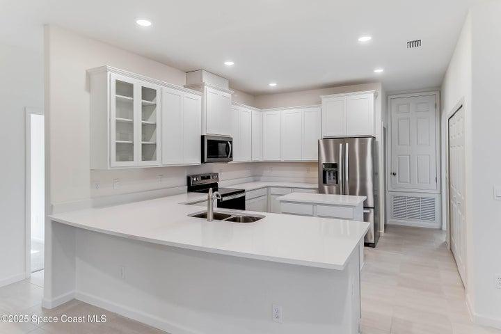 7075 Serpentine Court, Grant-Valkaria, FL, 32949 photo 2