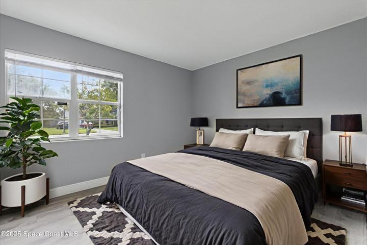 Guest bedroom 2