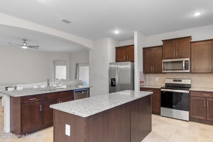 676 Stonebriar Drive SE, Palm Bay, FL, 32909 photo 9