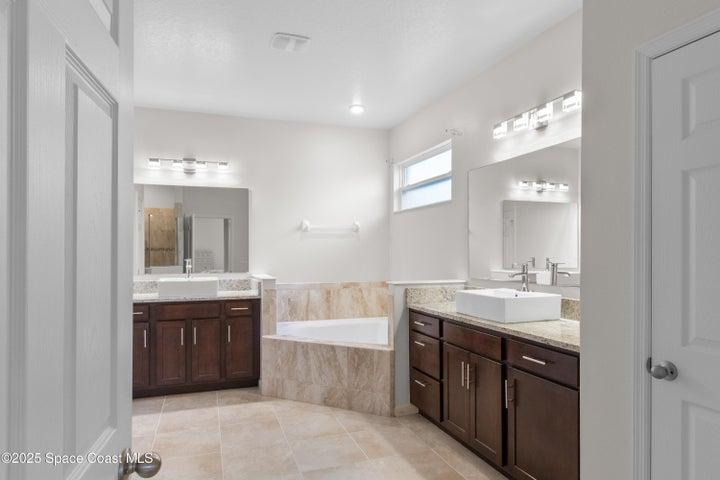 676 Stonebriar Drive SE, Palm Bay, FL, 32909 photo 18