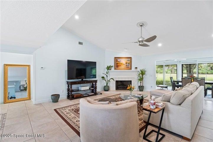 110 Prestwick Circle, Vero Beach, FL, 32967 photo 5