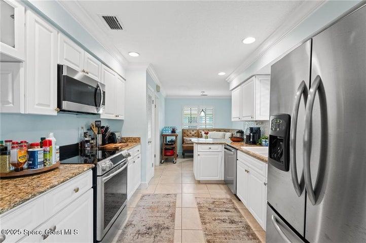 110 Prestwick Circle, Vero Beach, FL, 32967 photo 11