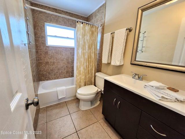 400-402 Jackson Avenue, Cape Canaveral, FL, 32920 photo 12