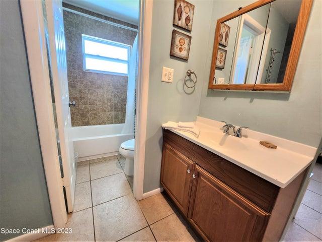 400-402 Jackson Avenue, Cape Canaveral, FL, 32920 photo 14