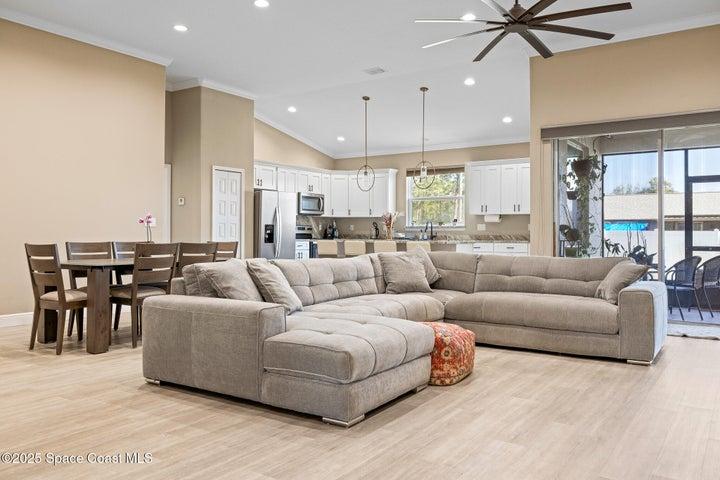 171 Hurley Boulevard SW, Palm Bay, FL, 32908 photo 4