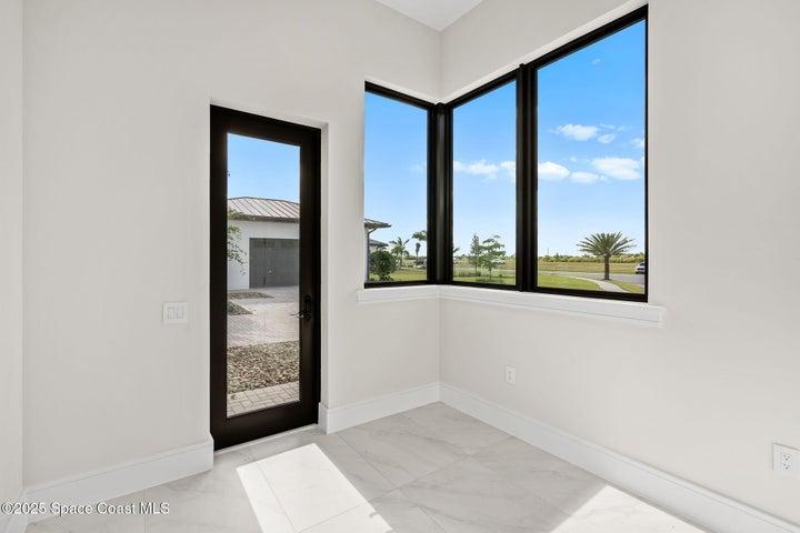 Storage Off Garage, Package Drop off room