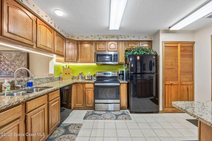 1311 Island Green Drive NE B2-12, Palm Bay, FL, 32905 photo 9