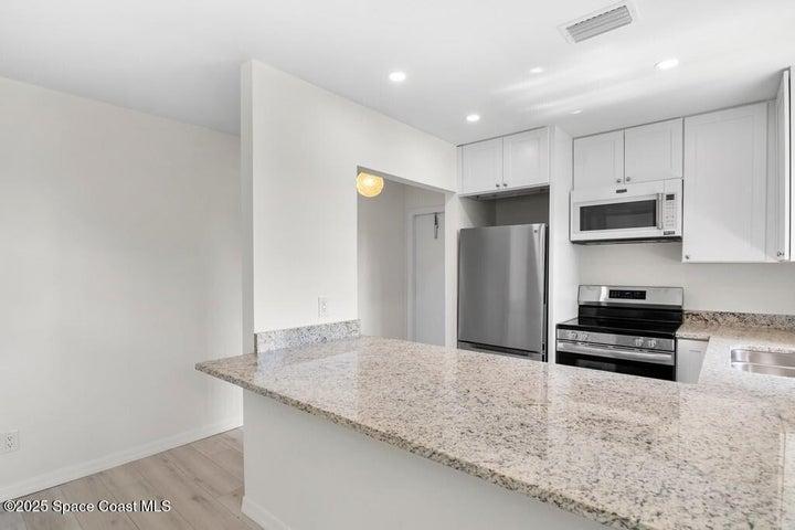 38 Vista Gardens Trail 207, Vero Beach, FL, 32962 photo 5