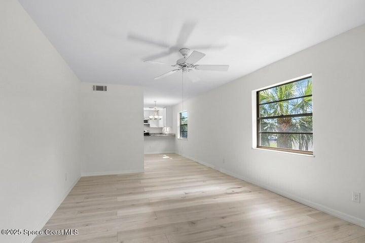38 Vista Gardens Trail 207, Vero Beach, FL, 32962 photo 8