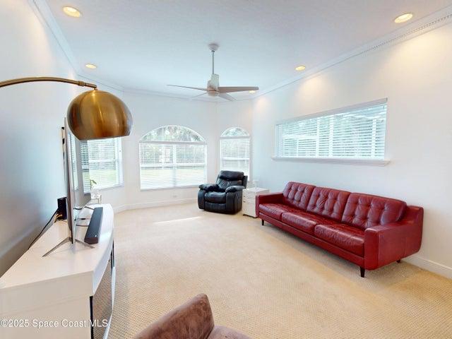 3886 Peacock Drive, Melbourne, 32904 photo 16