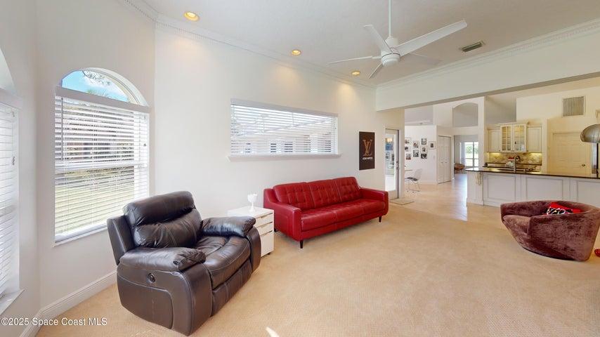 3886 Peacock Drive, Melbourne, 32904 photo 17