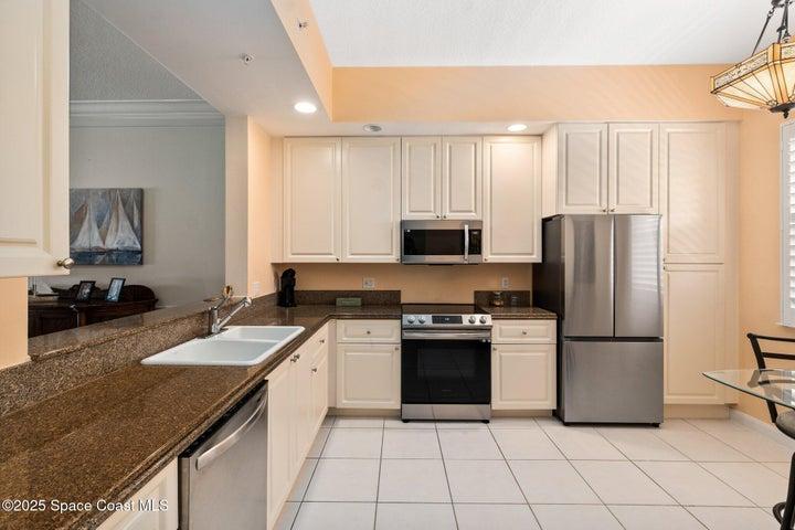 17 Harbour Isle Drive W Ph03, Hutchinson Island, FL, 34949 photo 13