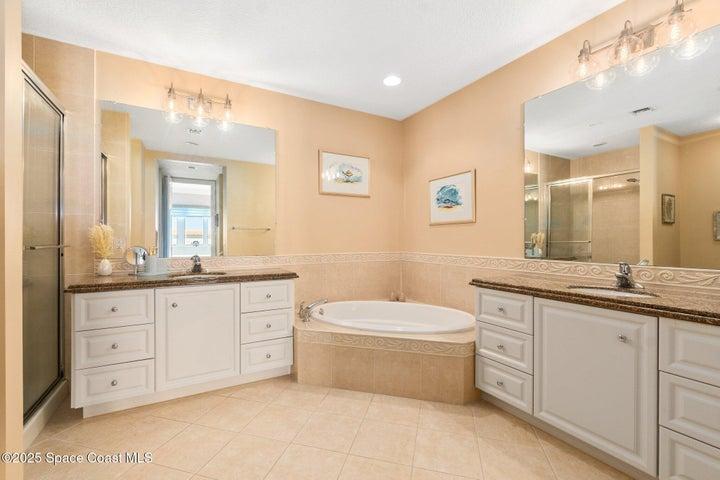 17 Harbour Isle Drive W Ph03, Hutchinson Island, FL, 34949 photo 37