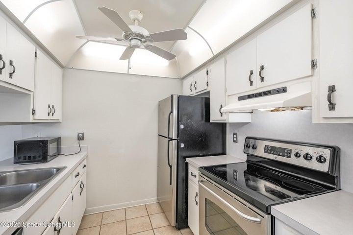 228 San Paulo Circle 1-228, West Melbourne, FL, 32904 photo 11