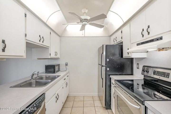 228 San Paulo Circle 1-228, West Melbourne, FL, 32904 photo 12