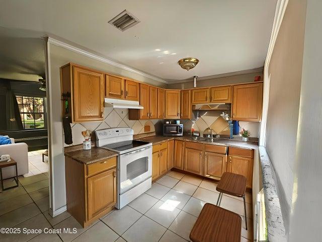 5120 Martin Lane, Melbourne, FL, 32904 photo 12