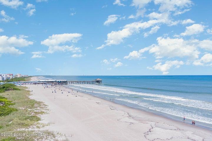 Just a short walk to the world-famous Cocoa Beach Pier