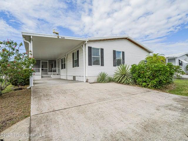 7620 Boxelder Road E, Micco, FL, 32976 photo 2