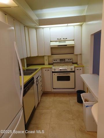 2020 N Atlantic Avenue 112-S, Cocoa Beach, FL, 32931 photo 10