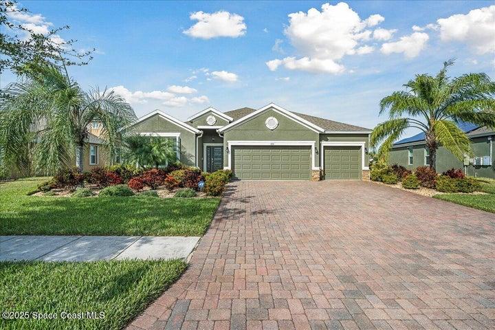 4 Bed 3 Bath 3 Car garage