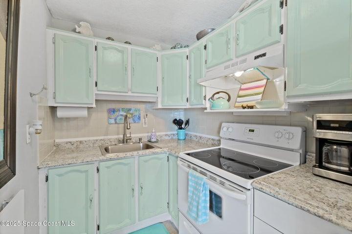 Move-In Ready with all the Essentials!