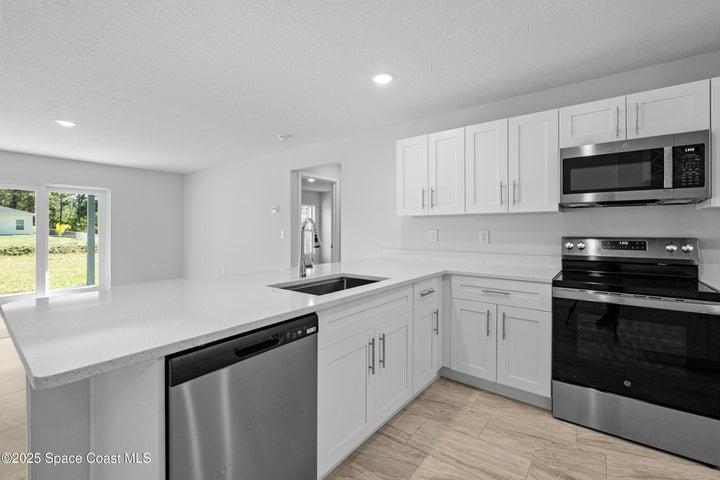 556 Plumbago Road NW, Palm Bay, FL, 32907 photo 5