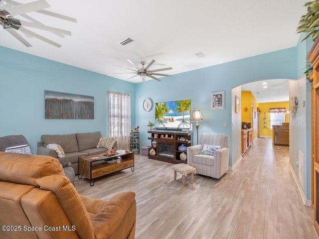 221 Briarcliff Circle, Sebastian, FL, 32958 photo 4