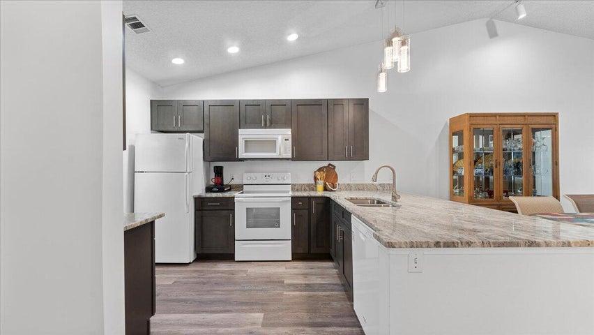 5584 Cord Grass Lane, Melbourne Beach, FL, 32951 photo 9