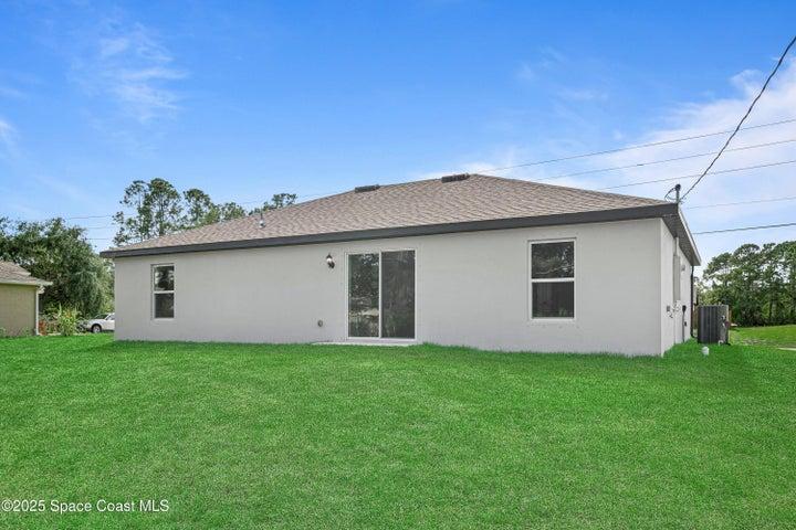 Photo is not of actual dwelling