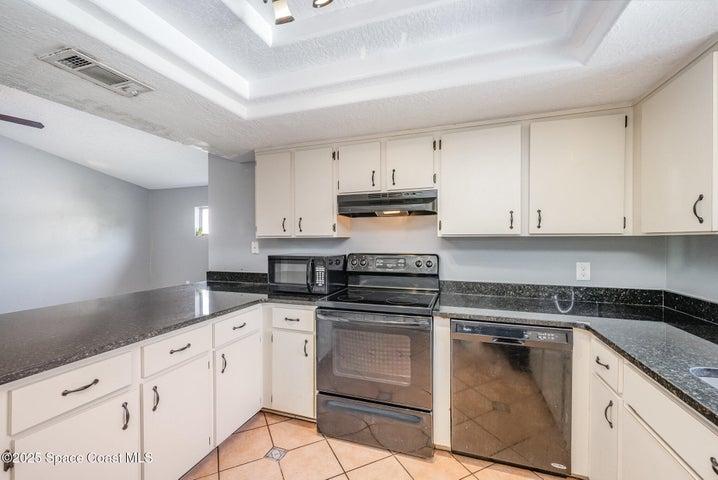 4006 Dewberry Circle, Melbourne, FL, 32901 photo 9