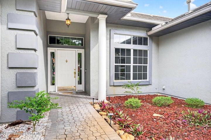 Newer Concrete Tile Roof