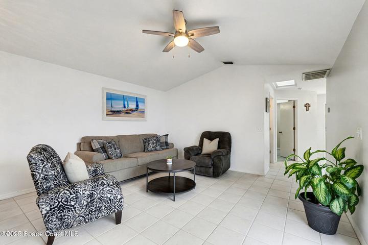 904 Maplewood Court, Melbourne, FL, 32940 photo 7