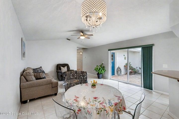 904 Maplewood Court, Melbourne, FL, 32940 photo 10