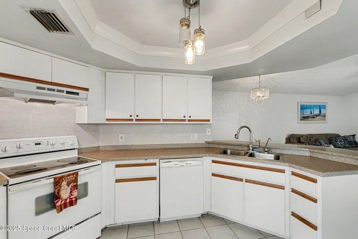 904 Maplewood Court, Melbourne, FL, 32940 photo 13
