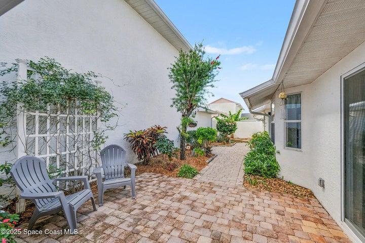 904 Maplewood Court, Melbourne, FL, 32940 photo 3