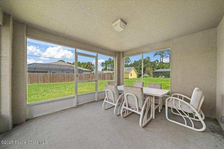 433 Haleybury Street SW, Palm Bay, FL, 32908 photo 5
