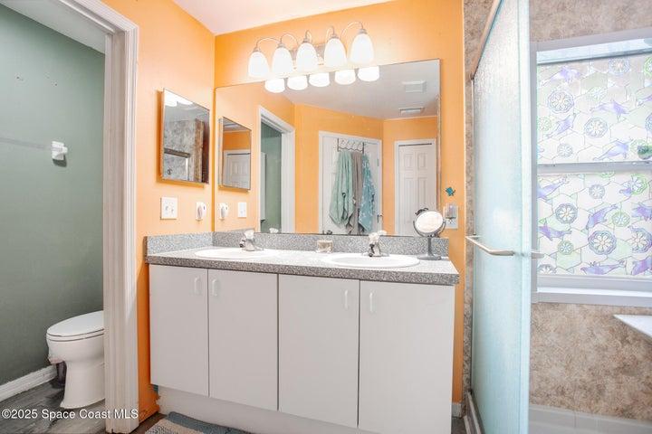 Primay Bathroom