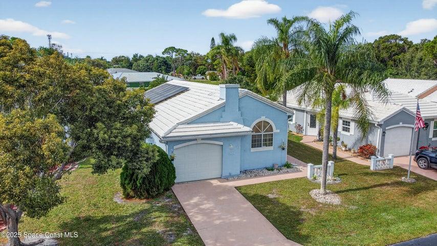 1924 Sugarberry Court NE, Palm Bay, FL, 32905 photo 2